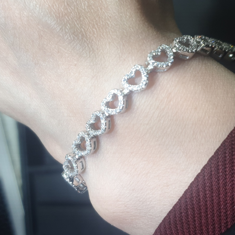 Heart shaped sterling silver bracelet